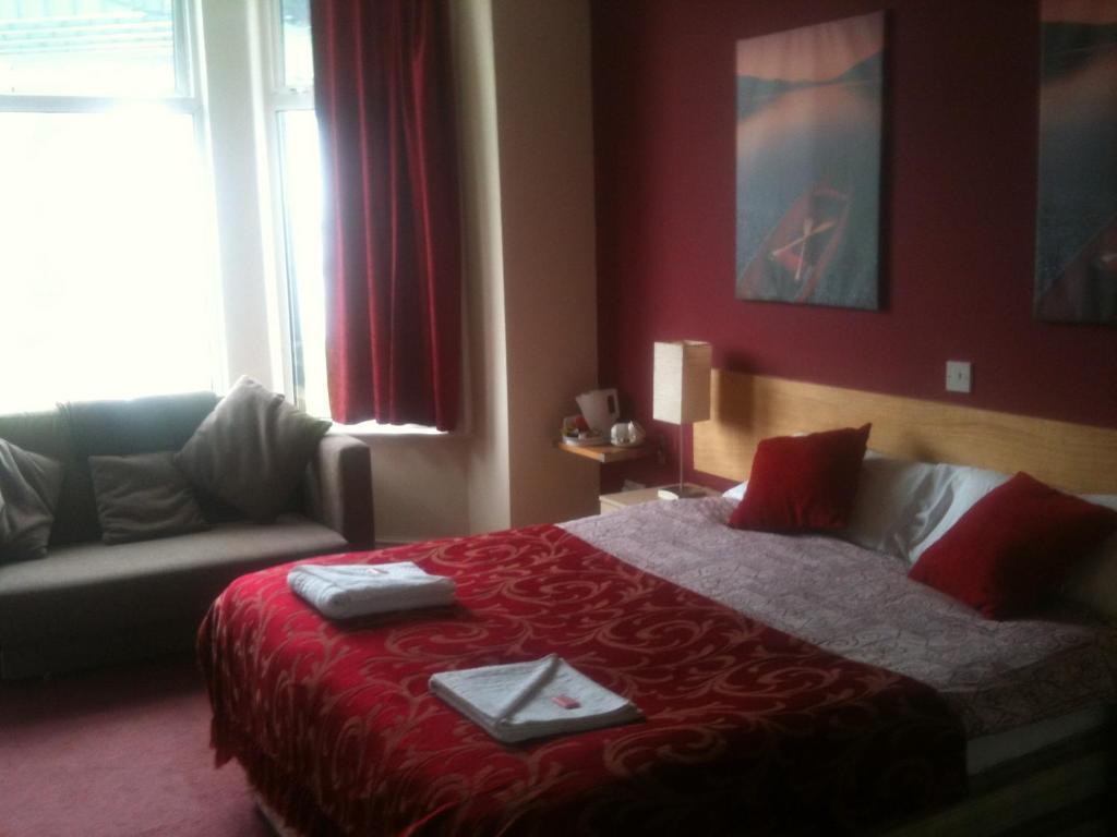 ווידנס Mersey Hotel חדר תמונה